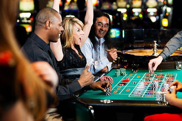 elexsis toto platform interface showing slot games, live-dealer tables, and sportsbook markets